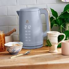 Beautiful 1.7 Liter One-Touch Electric Kettle,